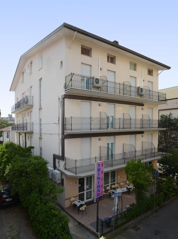 Hotel Trinidad Rimini Exterior foto